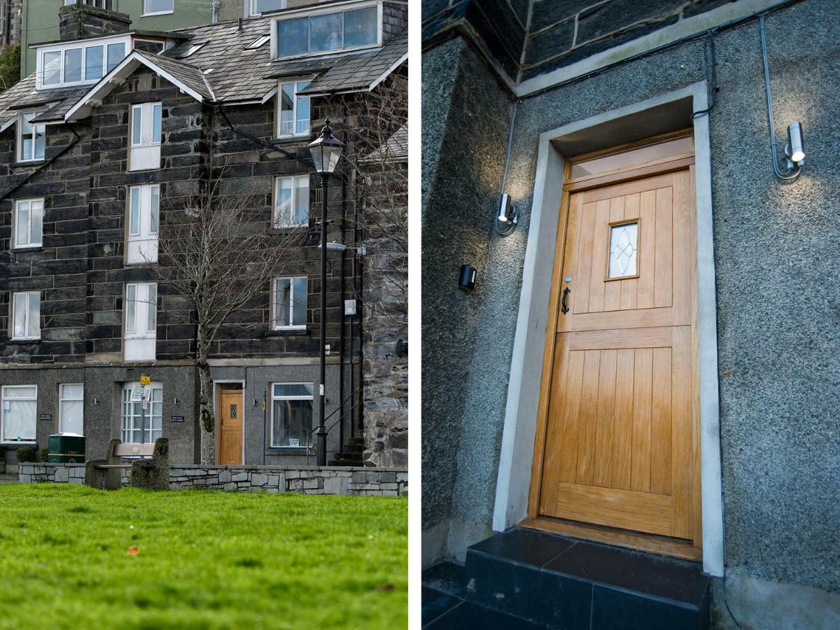 The Captain'S Bank Porthmadog Exterior photo